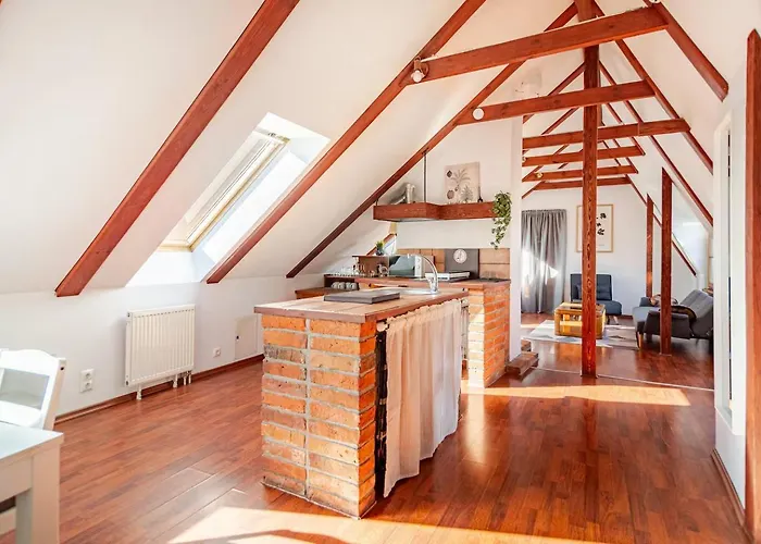 Beams & Bells Attic Old Town Self Check-in Appartement Vilnius