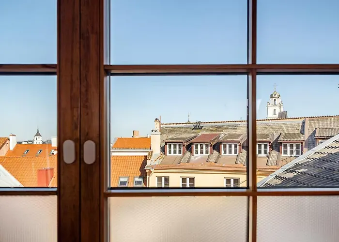 Beams & Bells Attic Old Town Self Check-in Appartement